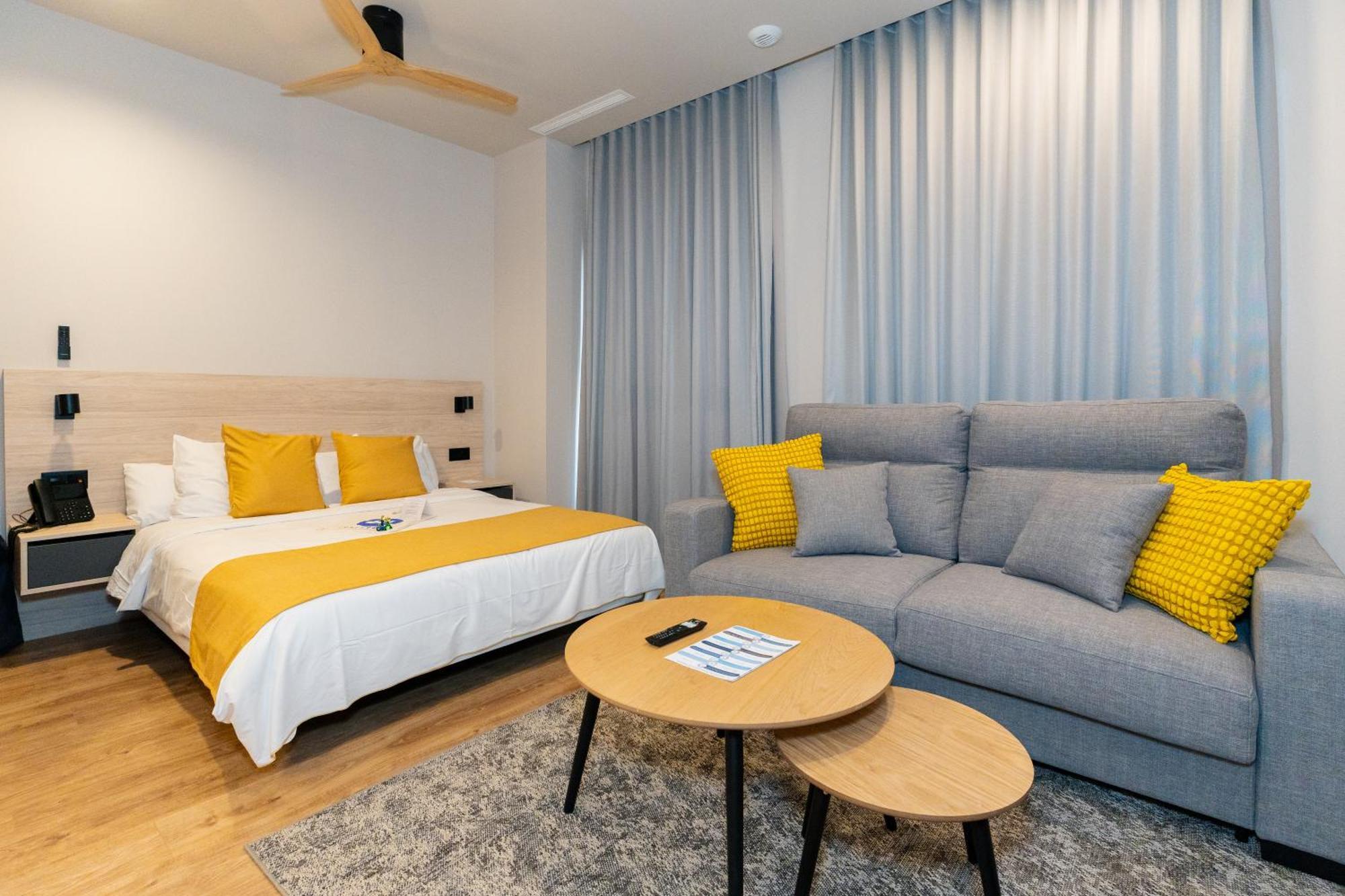 Dorm4You Arena 2 발렌시아 외부 사진